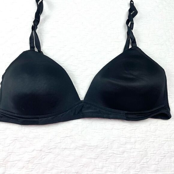 BUY 1 GET 1 FREE 32c wire free black bra comfortable - Picture 1 of 8